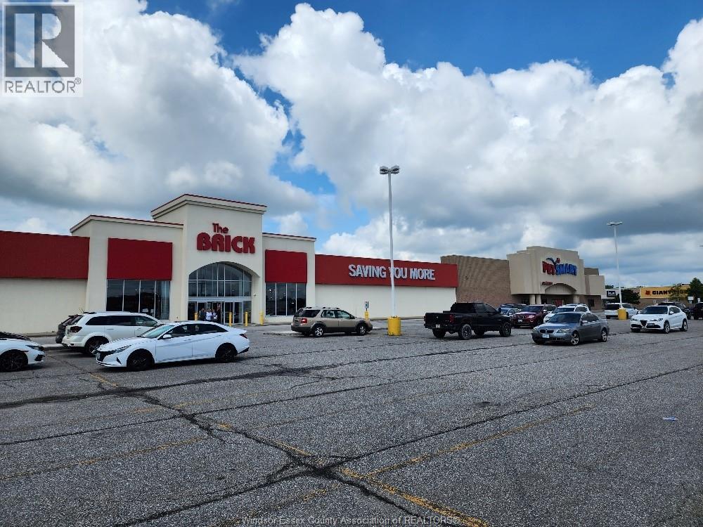 4001 Legacy Park Road, Windsor, Ontario  N8W 5S6 - Photo 4 - 22004256