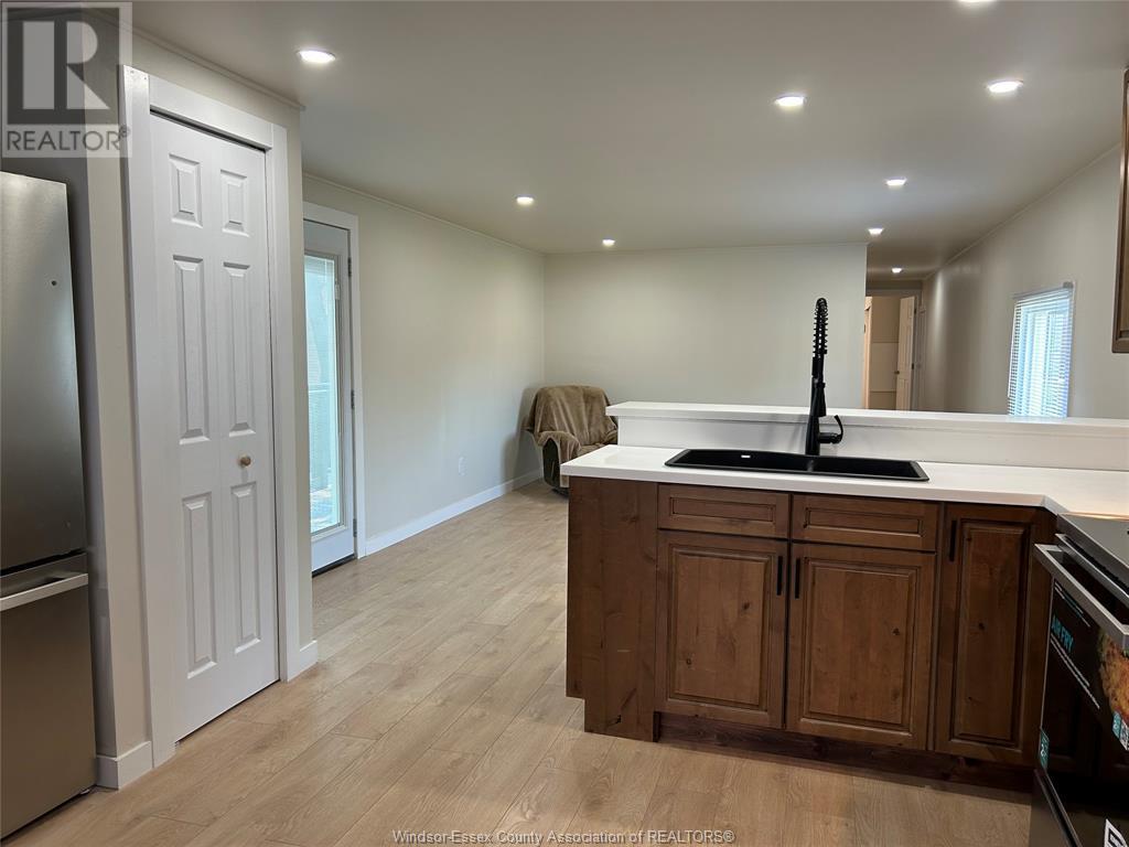 1 Parkside Drive, Mcgregor, Ontario  N0R 1J0 - Photo 5 - 24021495