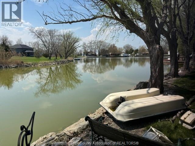 429 East Ruscom River Road, Lakeshore, Ontario  N0R 1S0 - Photo 2 - 25009124