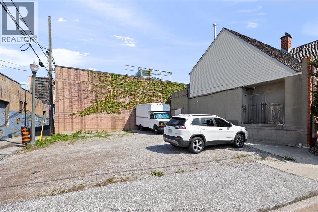 620 University Avenue West, Windsor, Ontario  N9A 5R5 - Photo 8 - 25011125