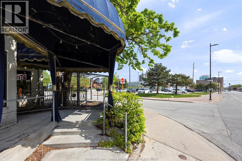 620 University Avenue West, Windsor, Ontario  N9A 5R5 - Photo 9 - 25011125