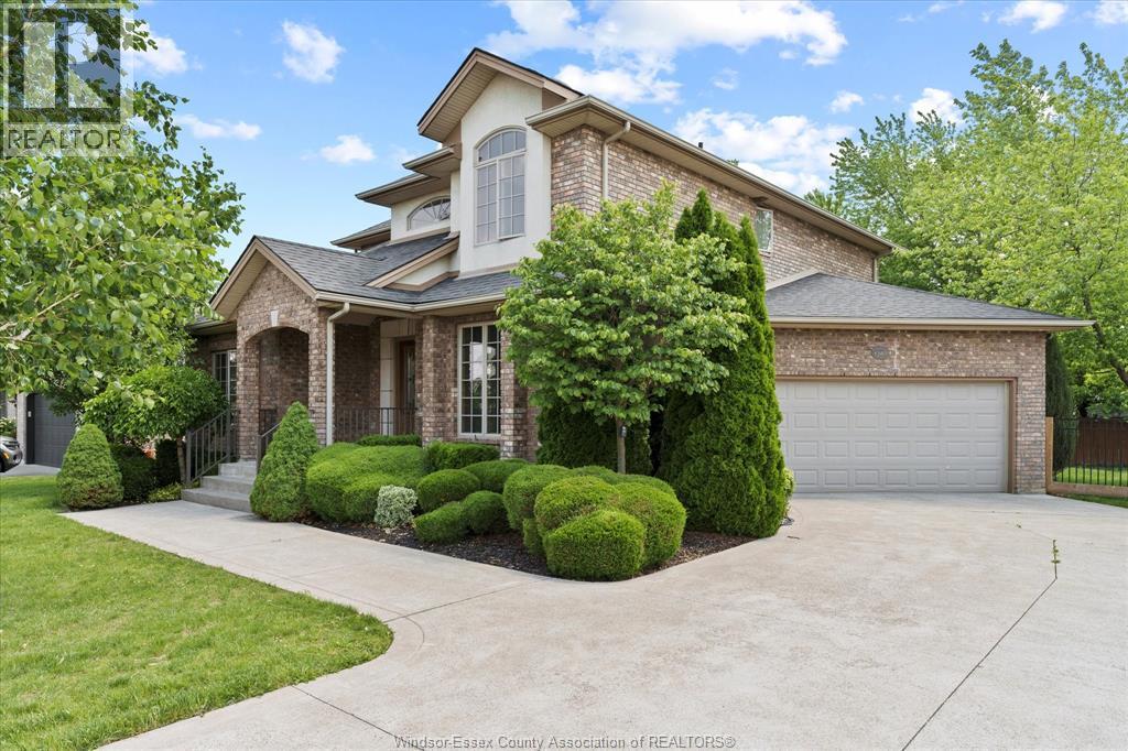 1387 CROSSWINDS DRIVE, Lakeshore, Ontario