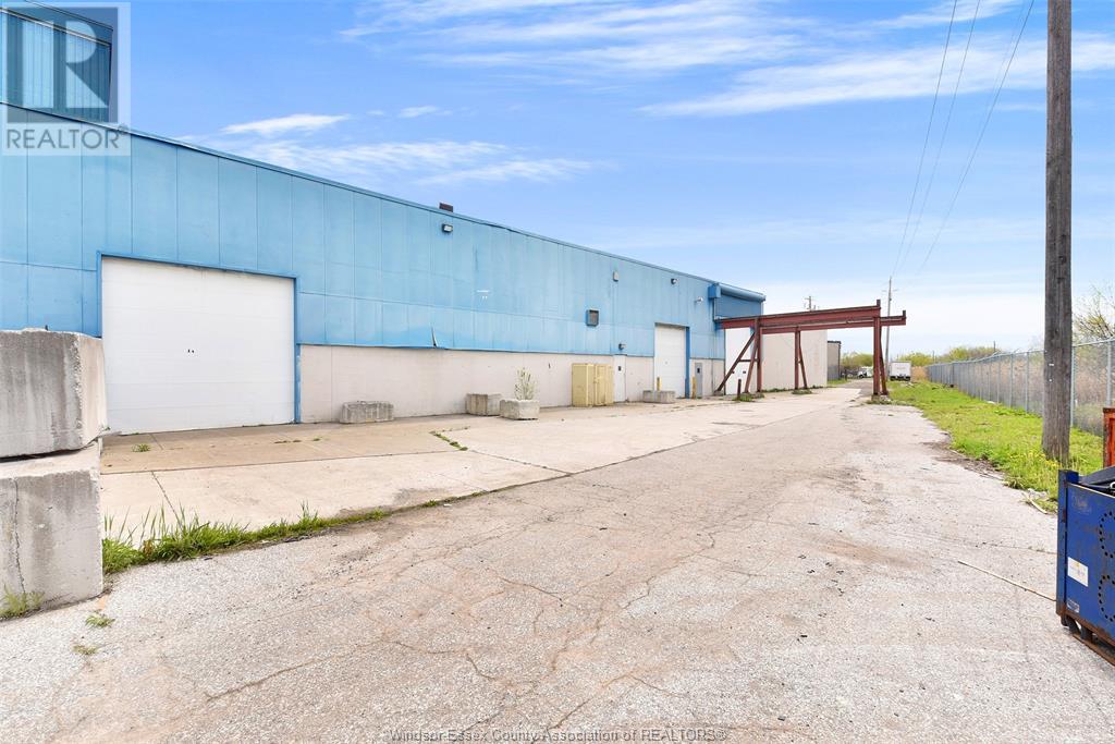 1153 Tecumseh Road West, Windsor, Ontario  N8X 1H7 - Photo 25 - 25015730