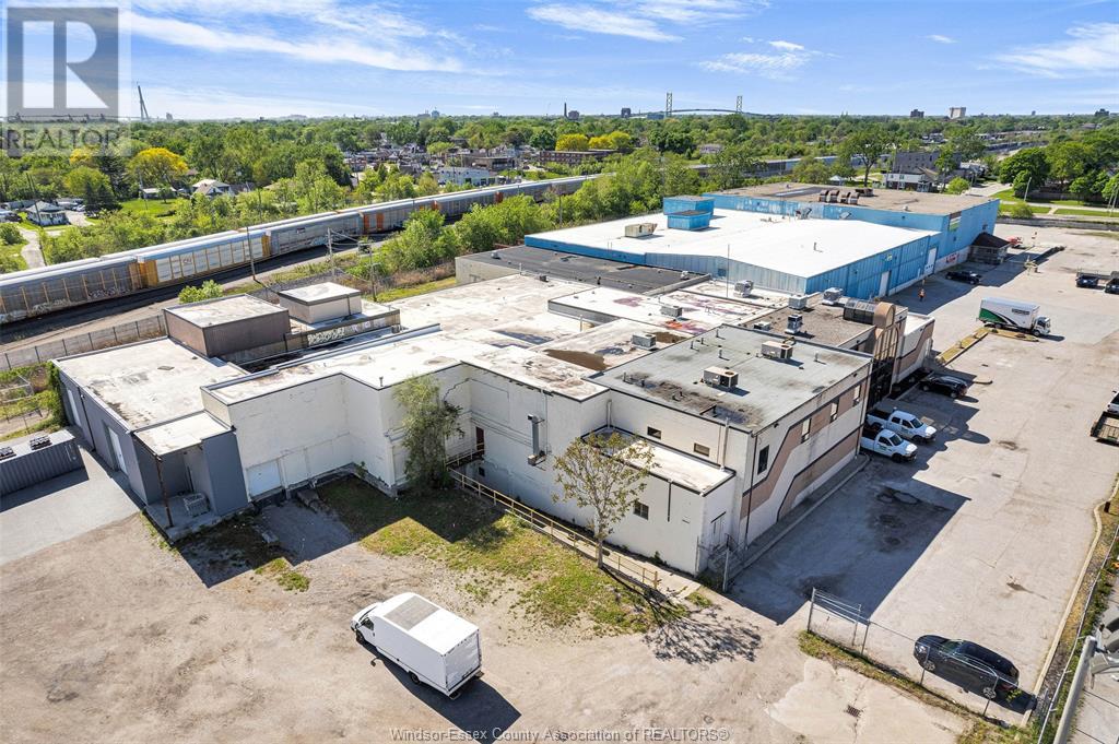1153 Tecumseh Road West, Windsor, Ontario  N8X 1H7 - Photo 8 - 25015730