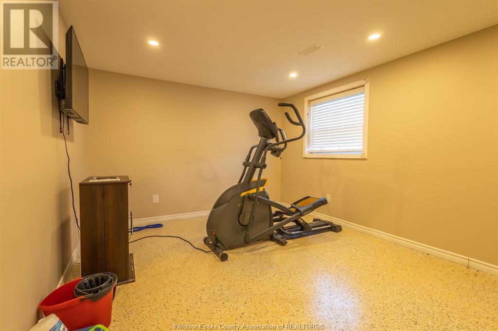 1695 Division Road North, Kingsville, Ontario  N9Y 2Y9 - Photo 13 - 25019364