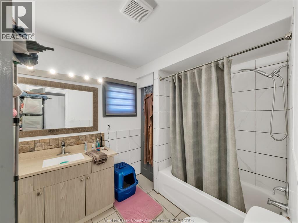 215 Texas, Amherstburg, Ontario  N9V 2R8 - Photo 30 - 25020236