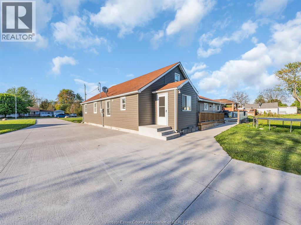 215 Texas, Amherstburg, Ontario  N9V 2R8 - Photo 9 - 25020236