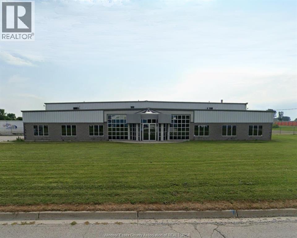 775 GILLARD STREET, Wallaceburg, Ontario
