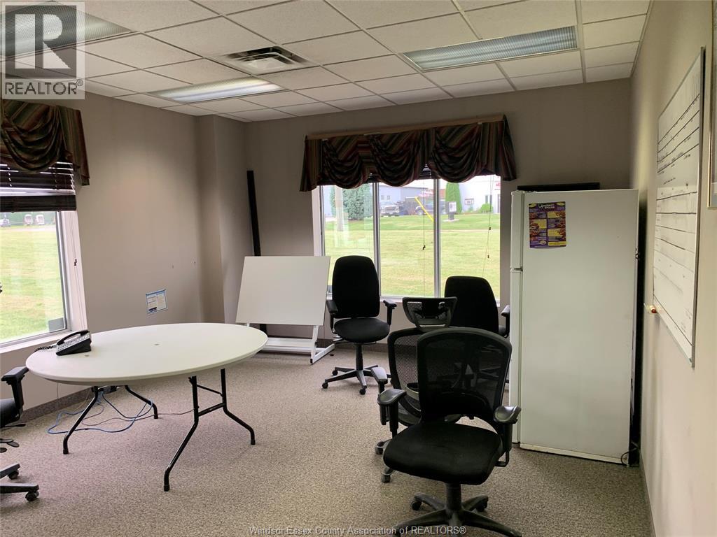 775 Gillard Street, Wallaceburg, Ontario  N8A 5G7 - Photo 12 - 25020263