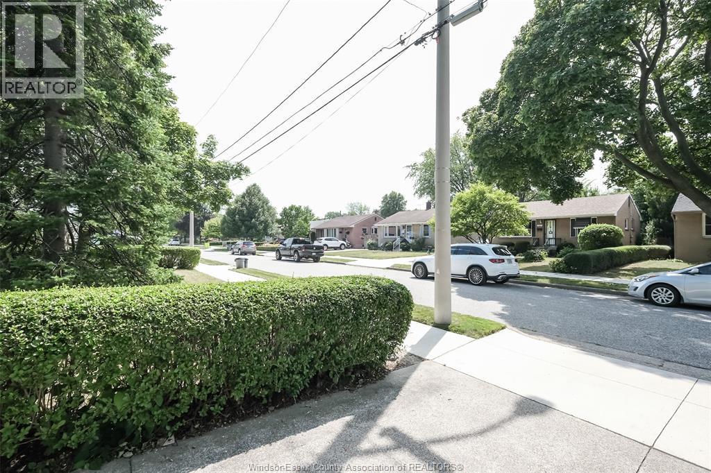 1158 Dot Avenue, Windsor, Ontario  N9C 3J1 - Photo 9 - 25020871