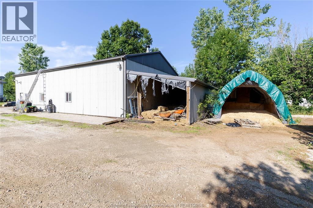 8510 Baseline, Windsor, Ontario  N0R 1K0 - Photo 15 - 25021349