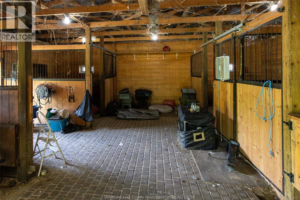 8510 Baseline, Windsor, Ontario  N0R 1K0 - Photo 19 - 25021349