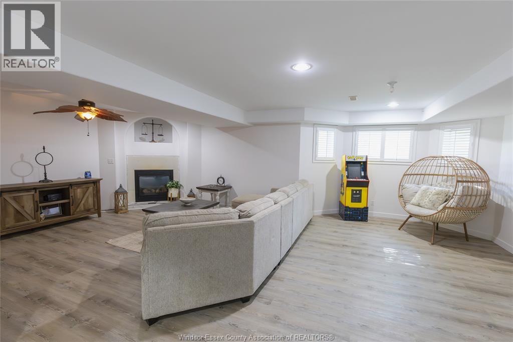8510 Baseline, Windsor, Ontario  N0R 1K0 - Photo 36 - 25021349