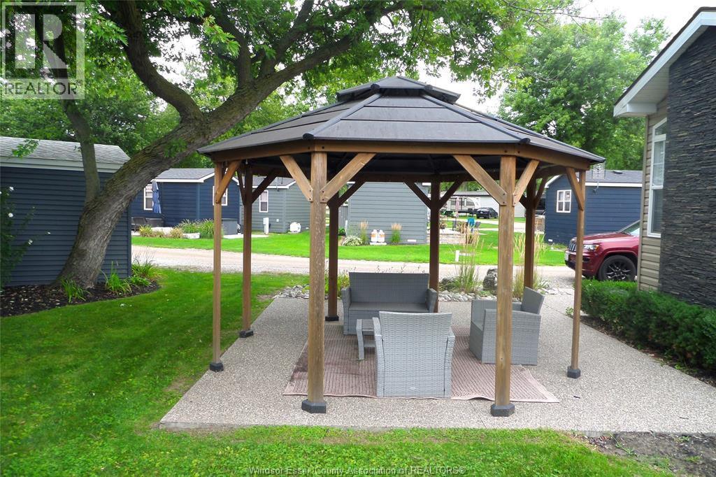 981 County Rd 2 Unit# 700, Lakeshore, Ontario  N8L 1B4 - Photo 5 - 25021860