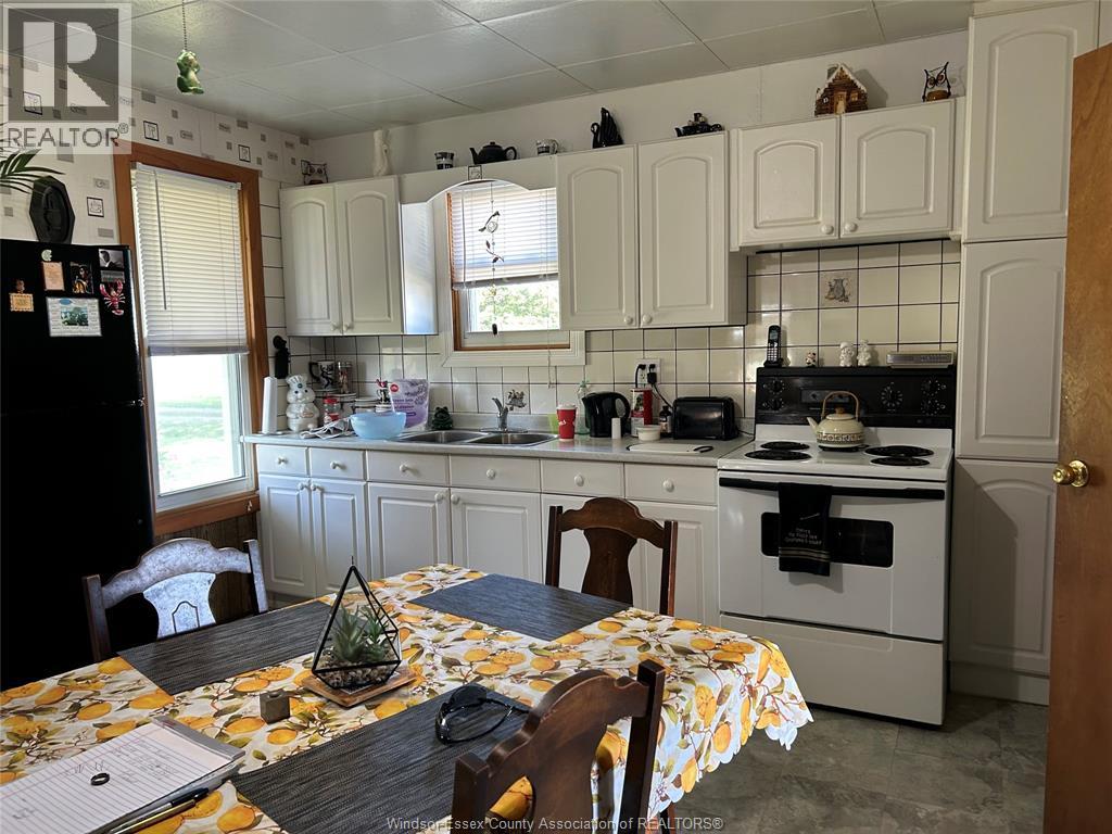 2124 County Rd 12, Colchester North, Ontario  N8M 2X6 - Photo 5 - 25022084