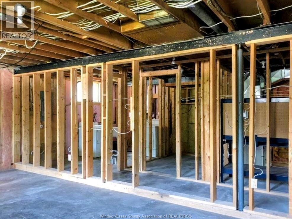 541 Lakeview Avenue, Windsor, Ontario  N8P 1E1 - Photo 18 - 25025078