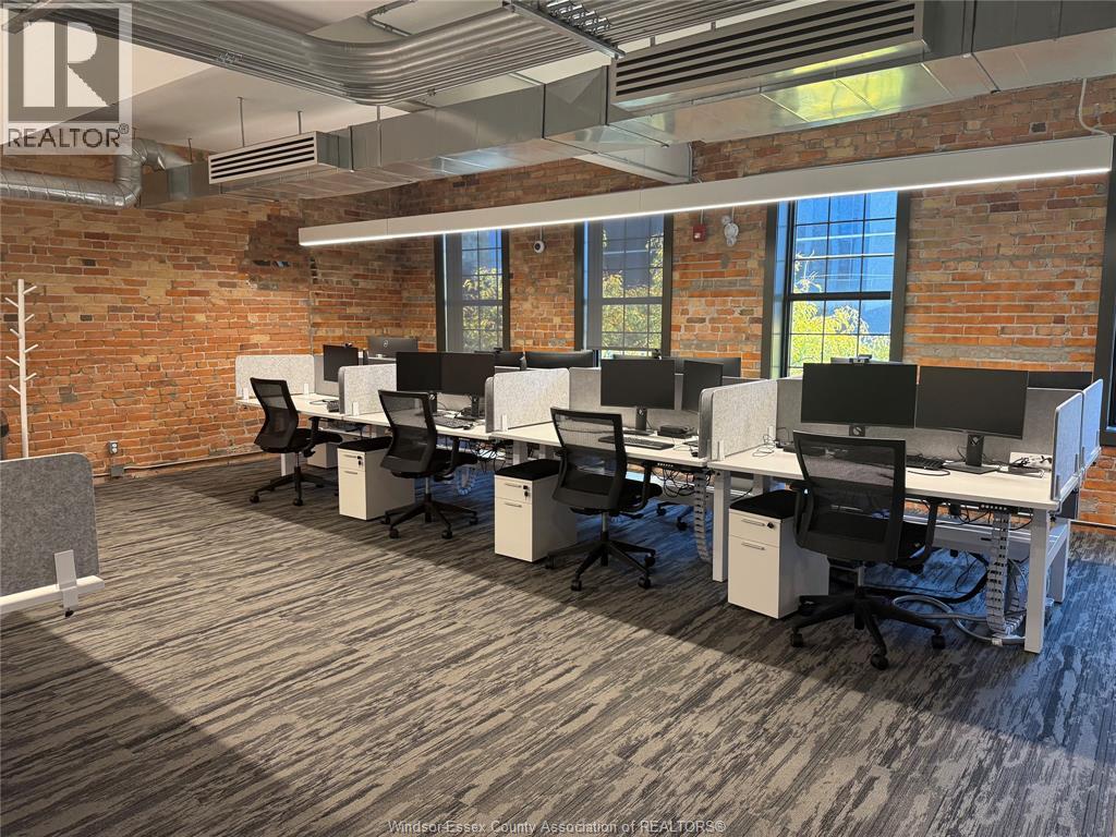 58 Chatham Street West Unit# 200, Windsor, Ontario  N9A 5M6 - Photo 3 - 25025144