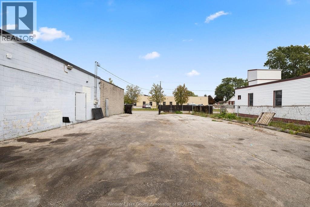 5869 Tecumseh Road East, Windsor, Ontario  N8T 1E1 - Photo 14 - 25025133