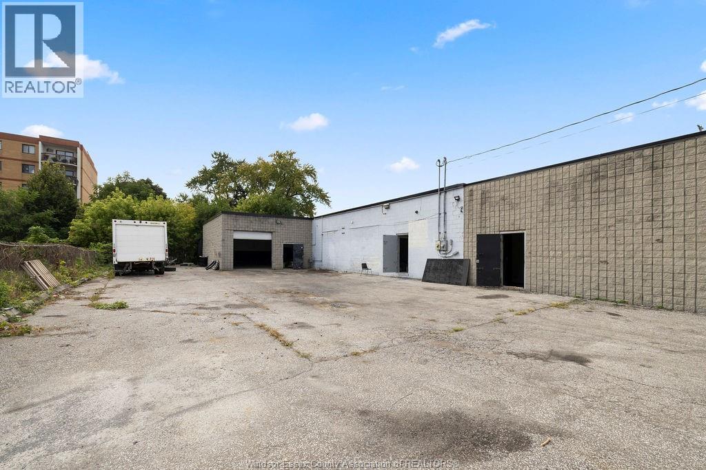 5869 Tecumseh Road East, Windsor, Ontario  N8T 1E1 - Photo 6 - 25025133
