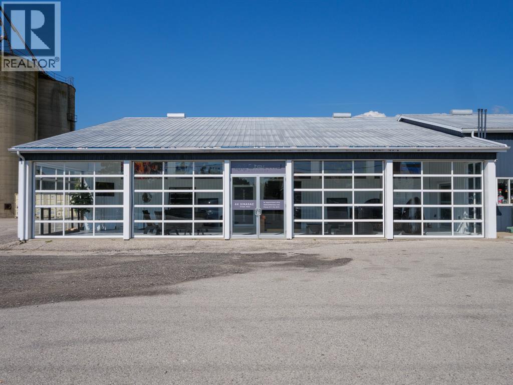 44 Sinasac Street West, Harrow, Ontario  N0R 1G0 - Photo 10 - 25025151