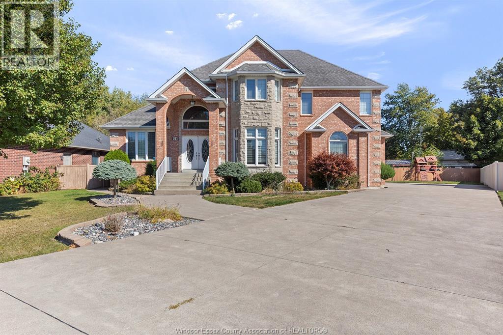 21 LAURENTIA DRIVE, Tilbury, Ontario