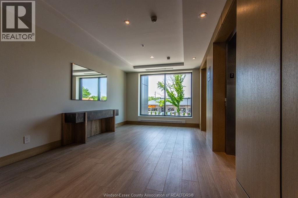 14400 Tecumseh Road Unit# 207, Tecumseh, Ontario  N8N 0E9 - Photo 2 - 25025864