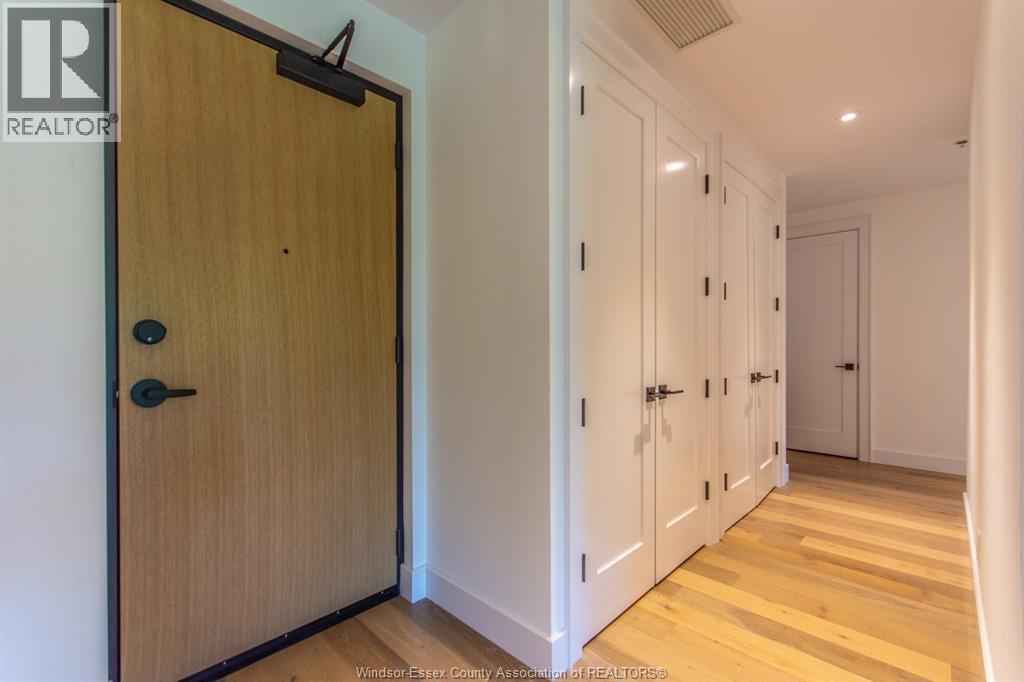 14400 Tecumseh Road Unit# 207, Tecumseh, Ontario  N8N 0E9 - Photo 3 - 25025864