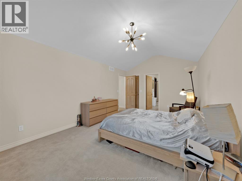 137 Seymour Crescent, Lakeshore, Ontario  N8N 4X9 - Photo 24 - 25026101