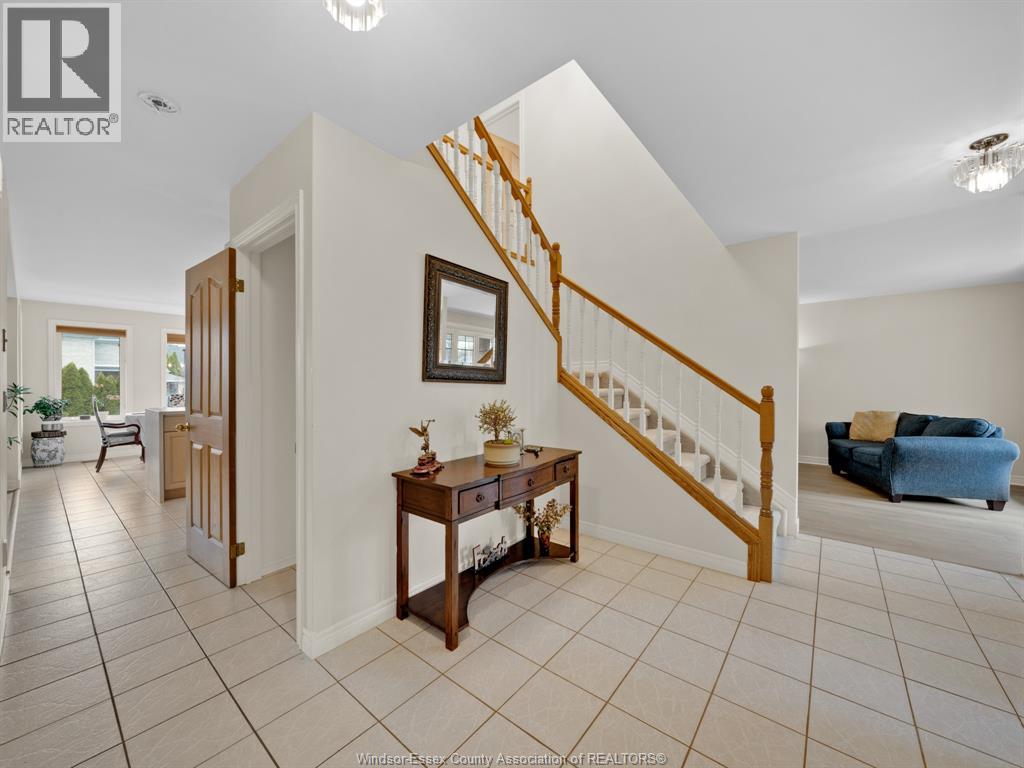 137 Seymour Crescent, Lakeshore, Ontario  N8N 4X9 - Photo 5 - 25026101