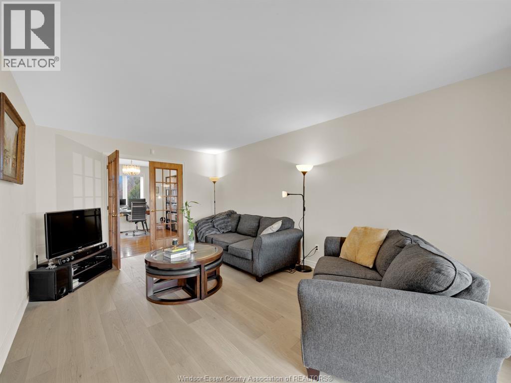 137 Seymour Crescent, Lakeshore, Ontario  N8N 4X9 - Photo 7 - 25026101