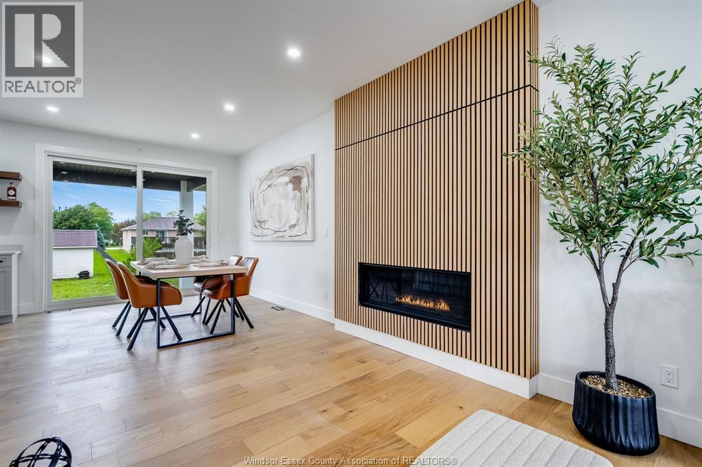 8323 Annie, Mcgregor, Ontario  N0R 1J0 - Photo 11 - 25026409