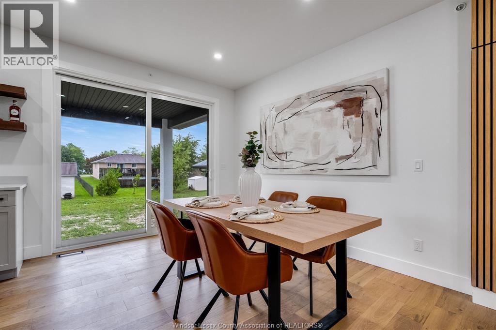 8323 Annie, Mcgregor, Ontario  N0R 1J0 - Photo 12 - 25026409