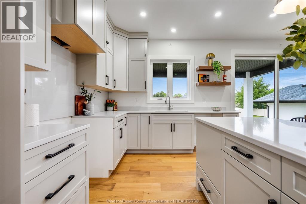 8323 Annie, Mcgregor, Ontario  N0R 1J0 - Photo 18 - 25026409