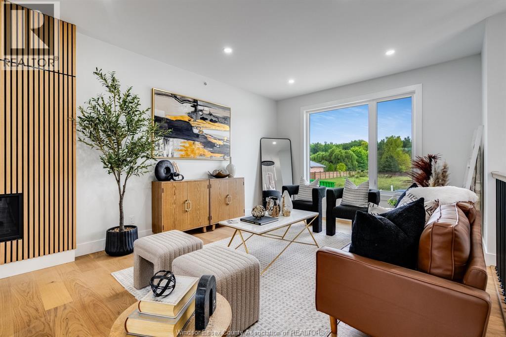 8323 Annie, Mcgregor, Ontario  N0R 1J0 - Photo 6 - 25026409