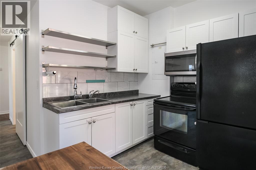 218 Erie Street West, Windsor, Ontario  N9A 6B5 - Photo 8 - 25026493