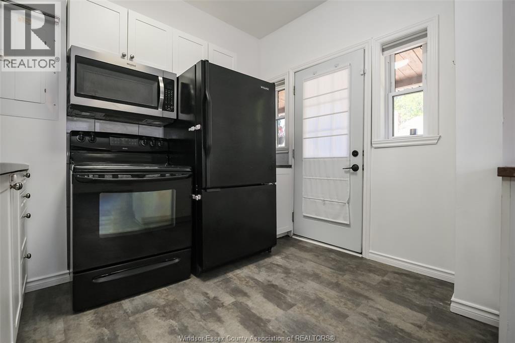 218 Erie Street West, Windsor, Ontario  N9A 6B5 - Photo 9 - 25026493