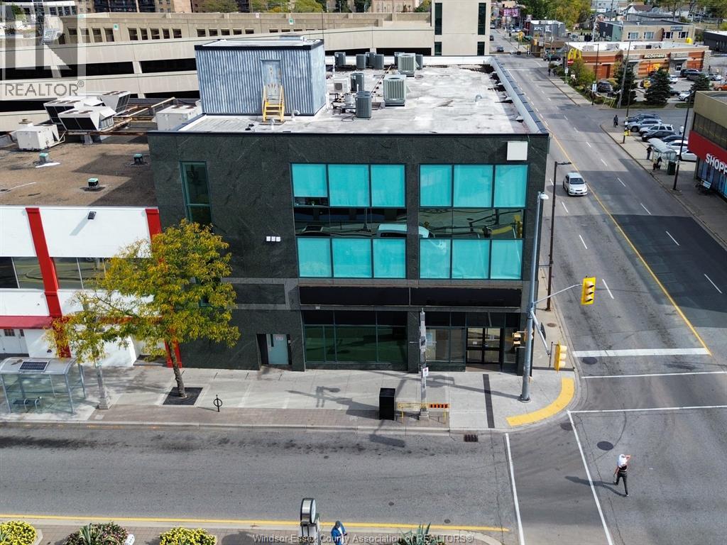 596 Ouellette Avenue, Windsor, Ontario   - Photo 24 - 25026578