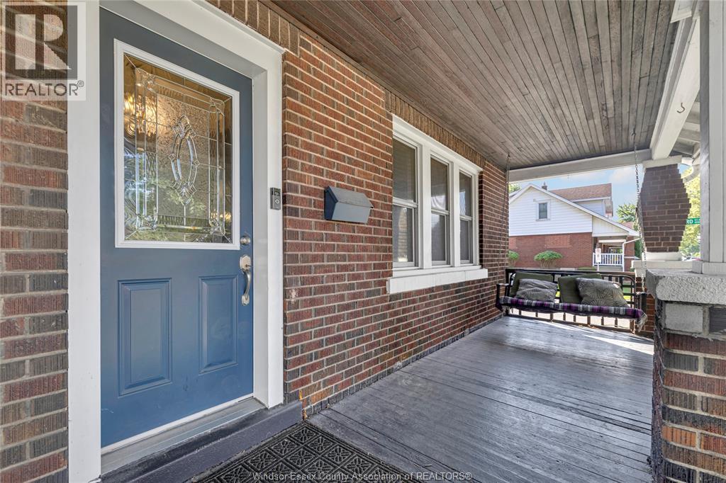 1494 Pierre, Windsor, Ontario  N8X 4P3 - Photo 4 - 25026589