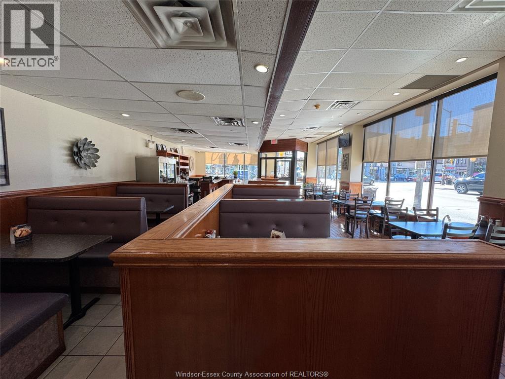 1 Talbot Street East, Leamington, Ontario  N8H 1L1 - Photo 12 - 25026600