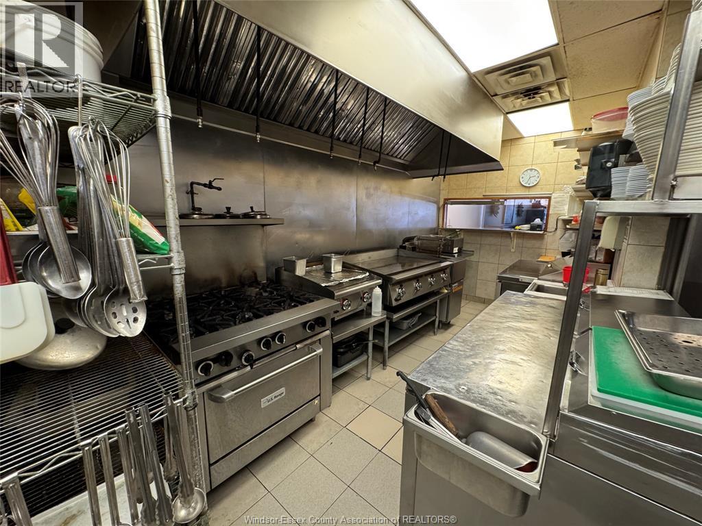 1 Talbot Street East, Leamington, Ontario  N8H 1L1 - Photo 18 - 25026600