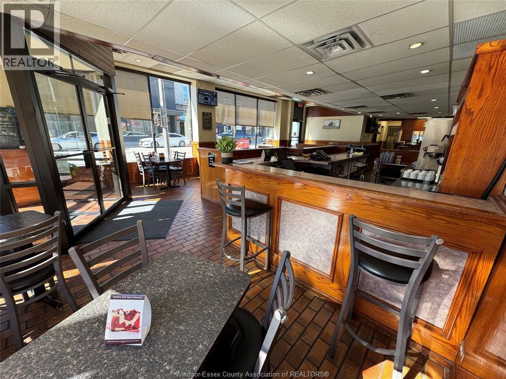 1 Talbot Street East, Leamington, Ontario  N8H 1L1 - Photo 6 - 25026600