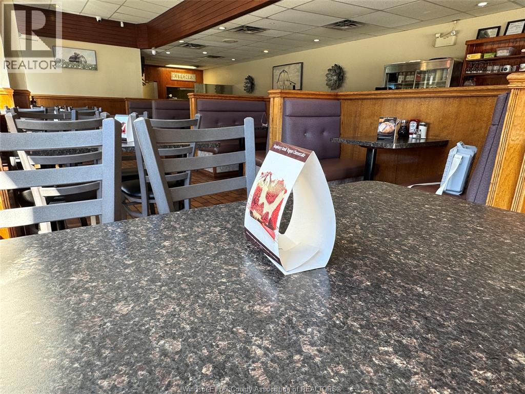 1 Talbot Street East, Leamington, Ontario  N8H 1L1 - Photo 7 - 25026600