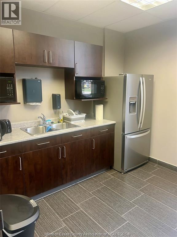 3445 Wheelton Drive Unit# 110, Windsor, Ontario  N8W 5A6 - Photo 15 - 25026830