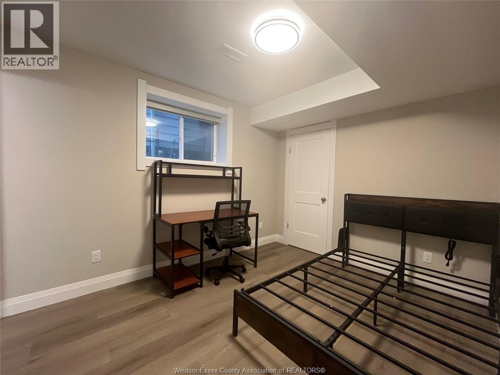 917 Mckay Unit# 2–m-R1, Windsor, Ontario  N9B 2A4 - Photo 8 - 25027024