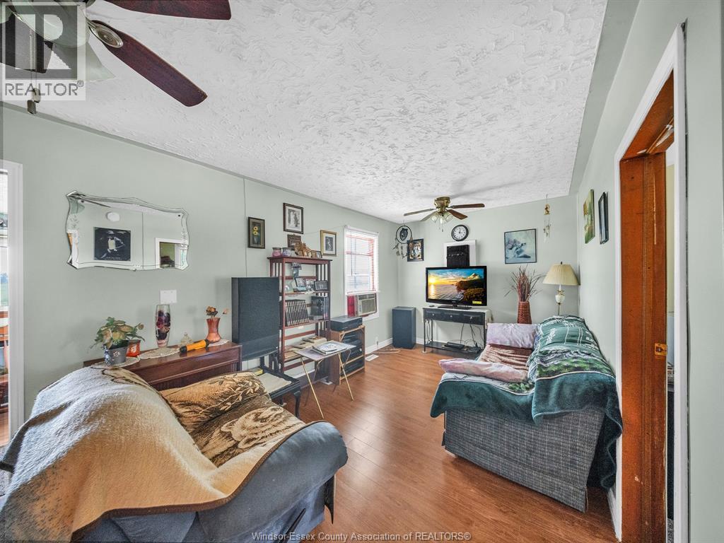 1598 Gore, Harrow, Ontario  N0R 1G0 - Photo 18 - 25027029