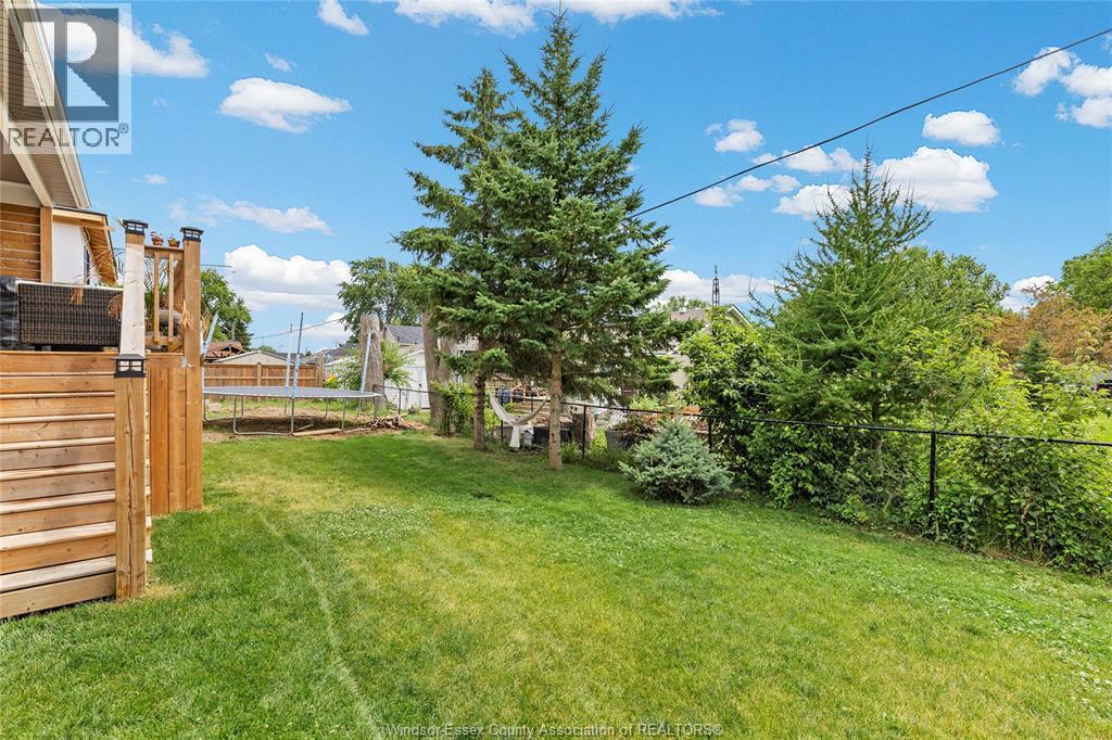 1067 Maple Avenue, Kingsville, Ontario  N9Y 3T5 - Photo 32 - 25027200