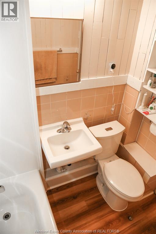 1922 Central, Windsor, Ontario  N8W 4H9 - Photo 14 - 25027682