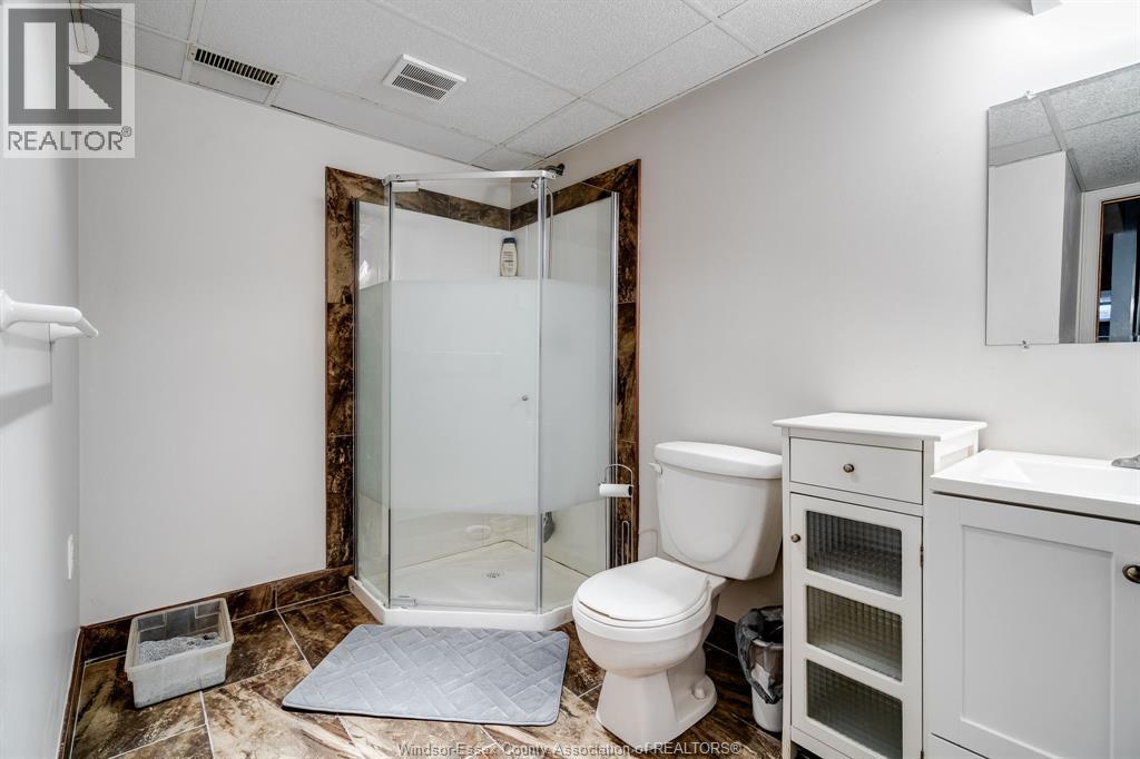 6121 Emerson Avenue, Lakeshore, Ontario  N0P 1J0 - Photo 32 - 25027806