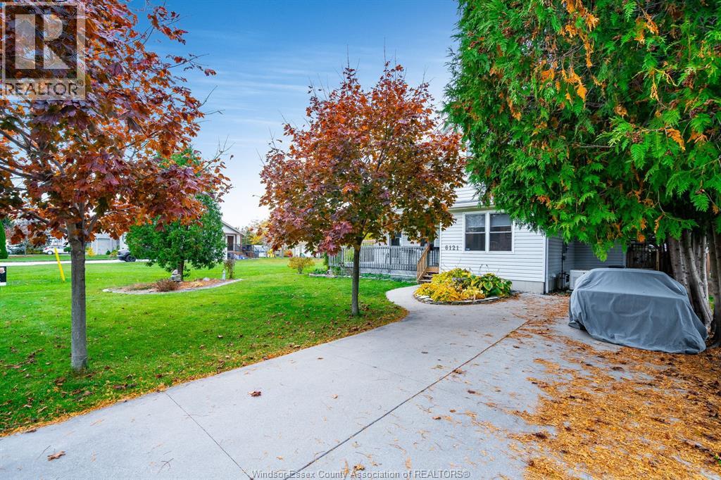 6121 Emerson Avenue, Lakeshore, Ontario  N0P 1J0 - Photo 33 - 25027806