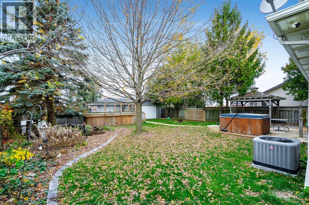 6121 Emerson Avenue, Lakeshore, Ontario  N0P 1J0 - Photo 35 - 25027806